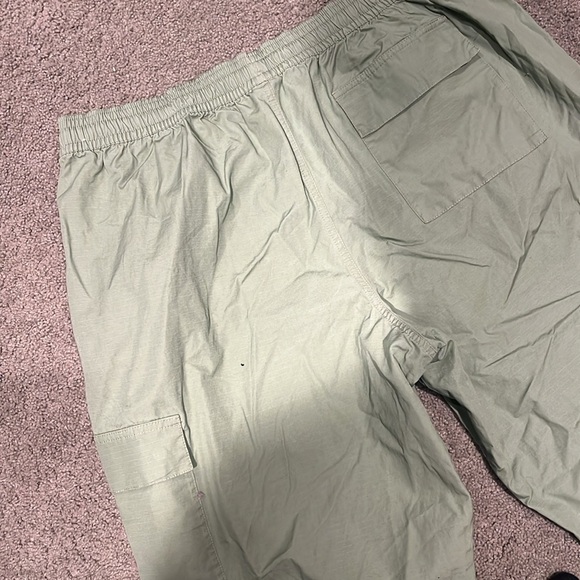 Nike Cargo Pants - Picture 6 of 7